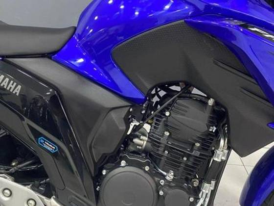 YAMAHA FZ25 FAZER ABS 